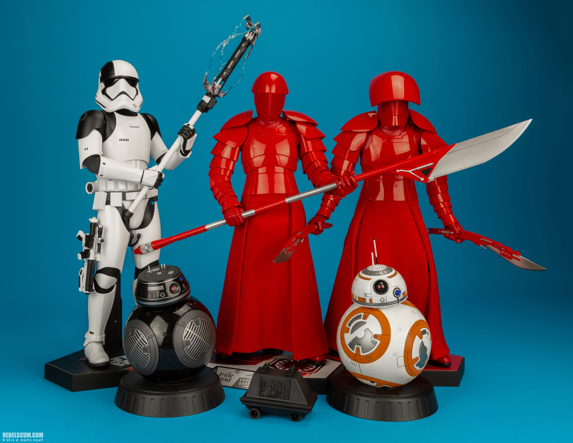 MMS453-Praetorian-Guard-Heavy-Blade-Hot-Toys-Last-Jedi-022.jpg