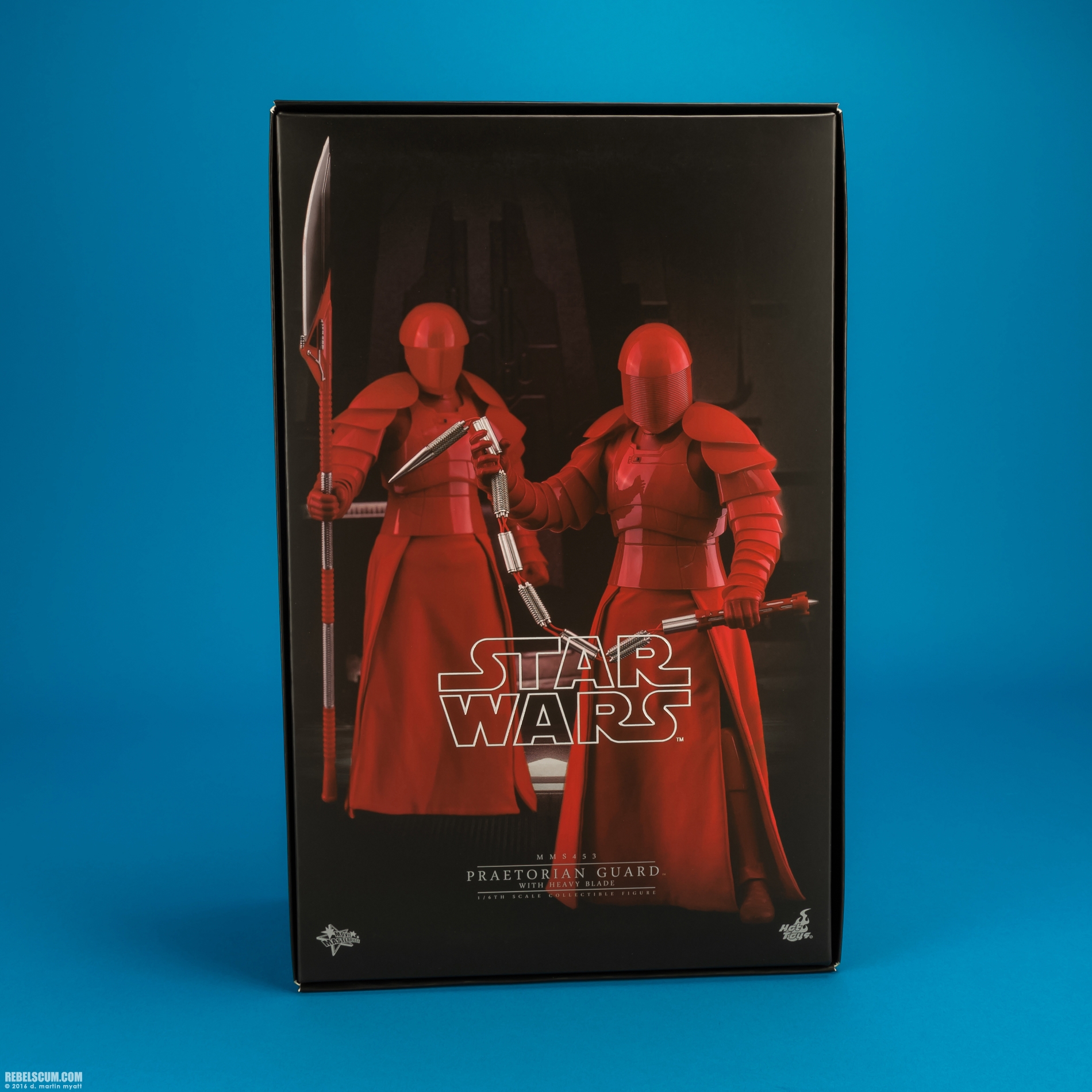 MMS453-Praetorian-Guard-Heavy-Blade-Hot-Toys-Last-Jedi-026.jpg