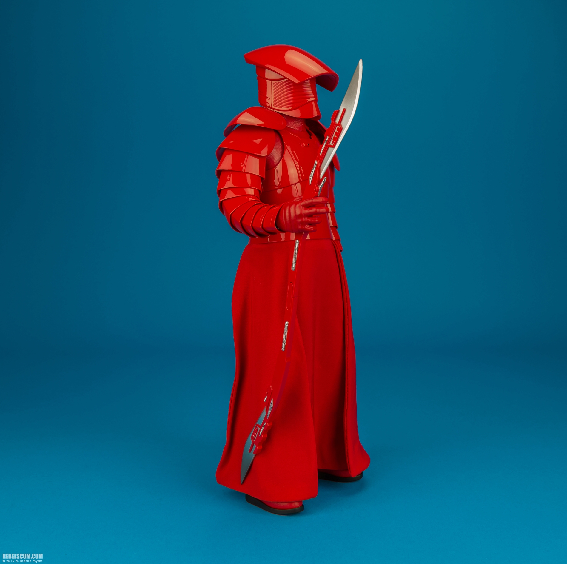 MMS454-Praetorian-Guard-Double-Blade-Star-Wars-Hot-Toys-002.jpg