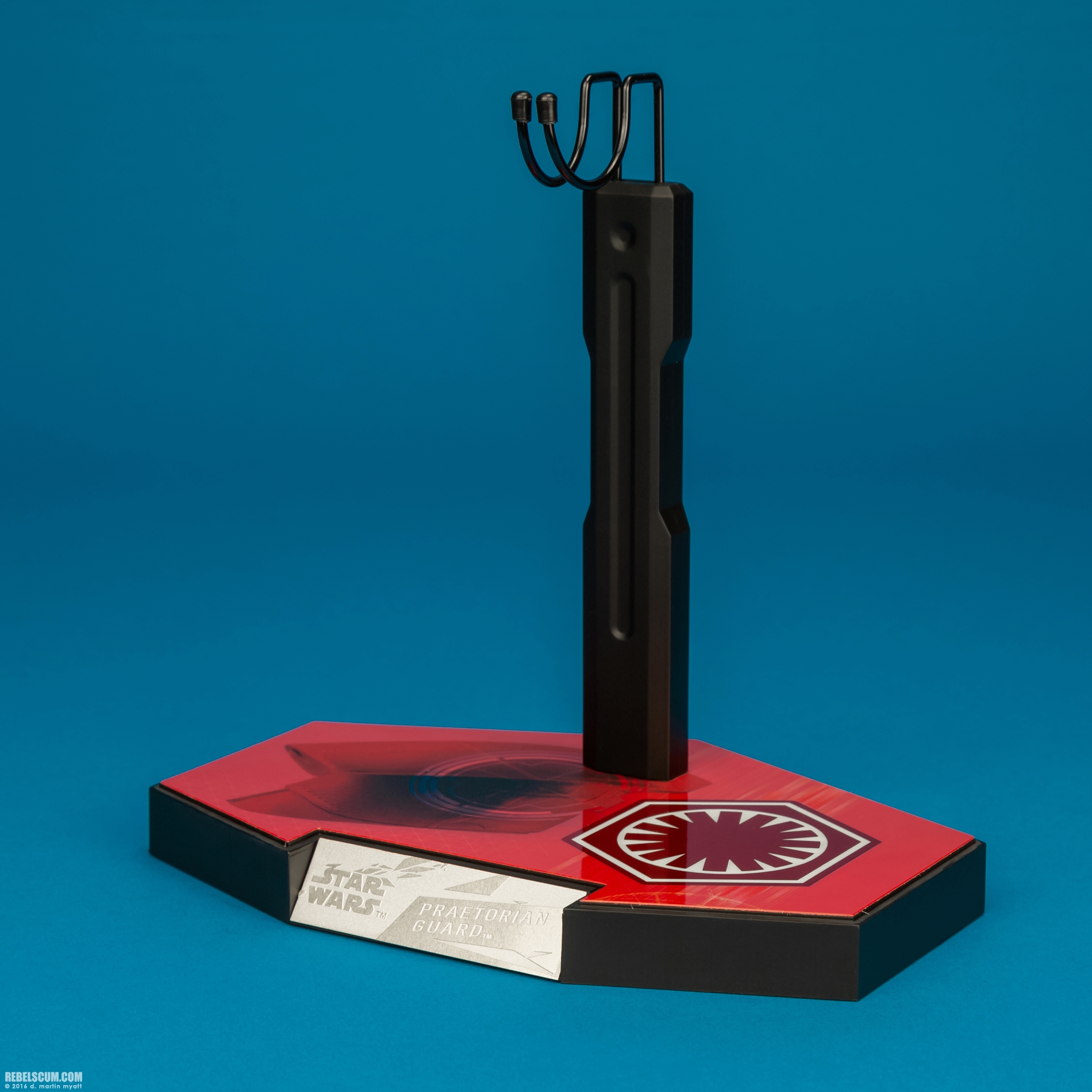 MMS454-Praetorian-Guard-Double-Blade-Star-Wars-Hot-Toys-011.jpg