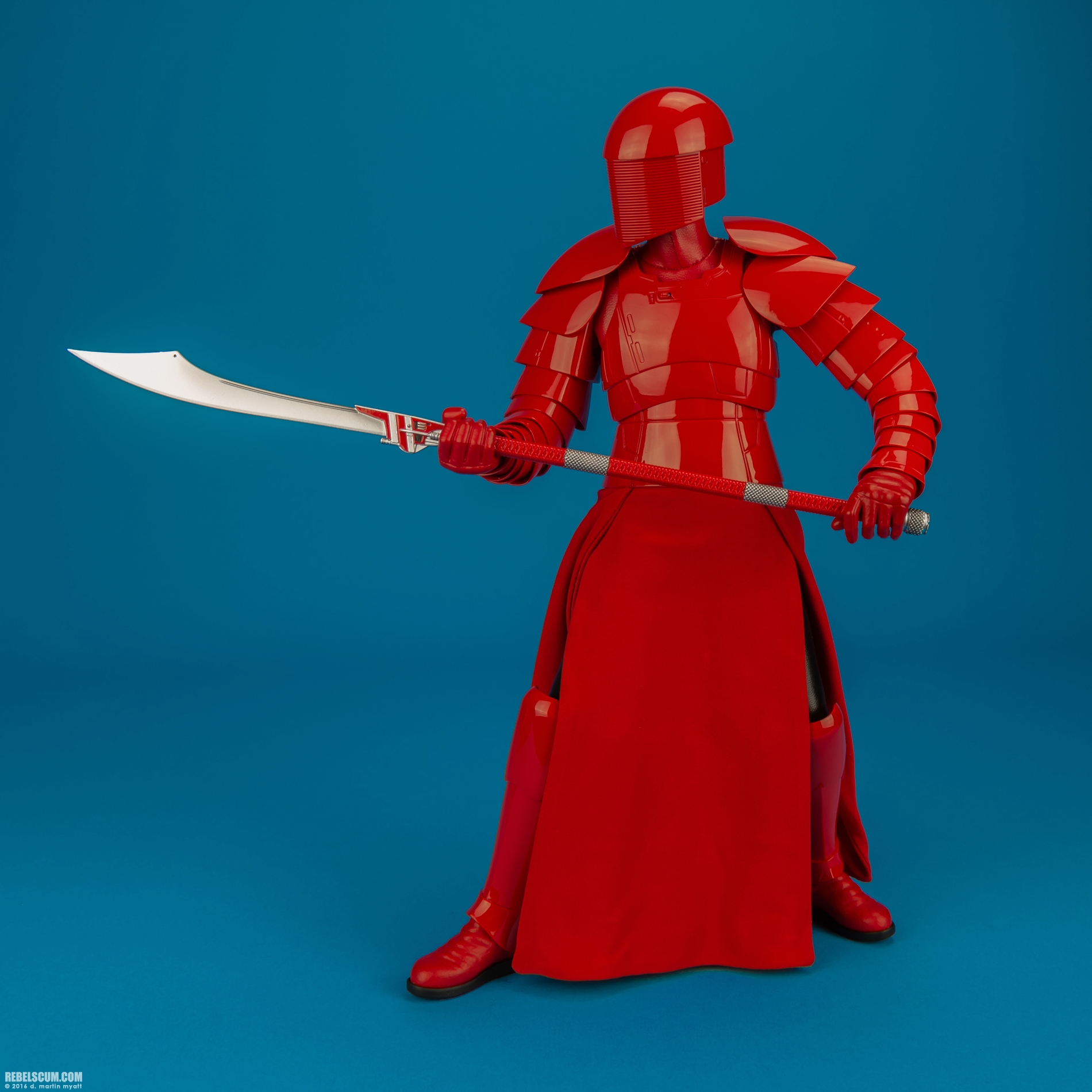 MMS454-Praetorian-Guard-Double-Blade-Star-Wars-Hot-Toys-014.jpg