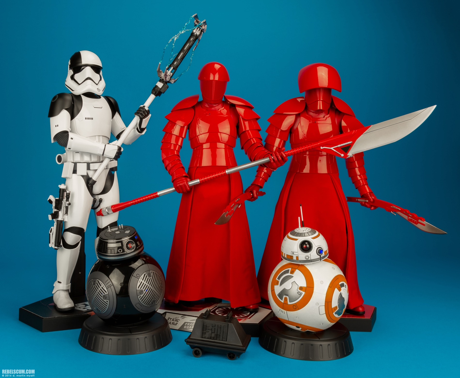 MMS454-Praetorian-Guard-Double-Blade-Star-Wars-Hot-Toys-020.jpg