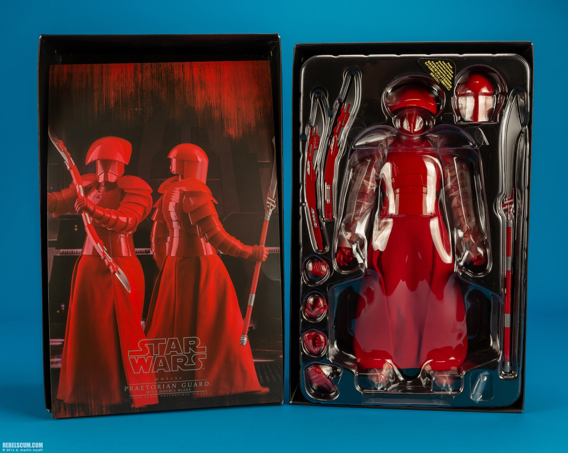 MMS454-Praetorian-Guard-Double-Blade-Star-Wars-Hot-Toys-026.jpg