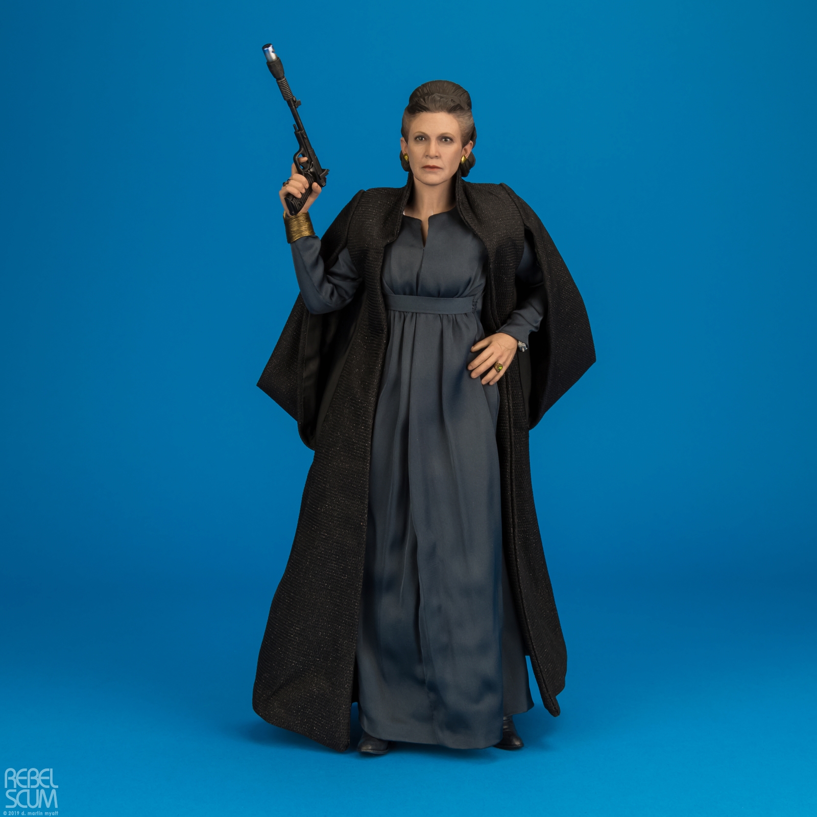 MMS459-Leia-Organa-The-Last-Jedi-Star-Wars-Hot-Toys-014.jpg