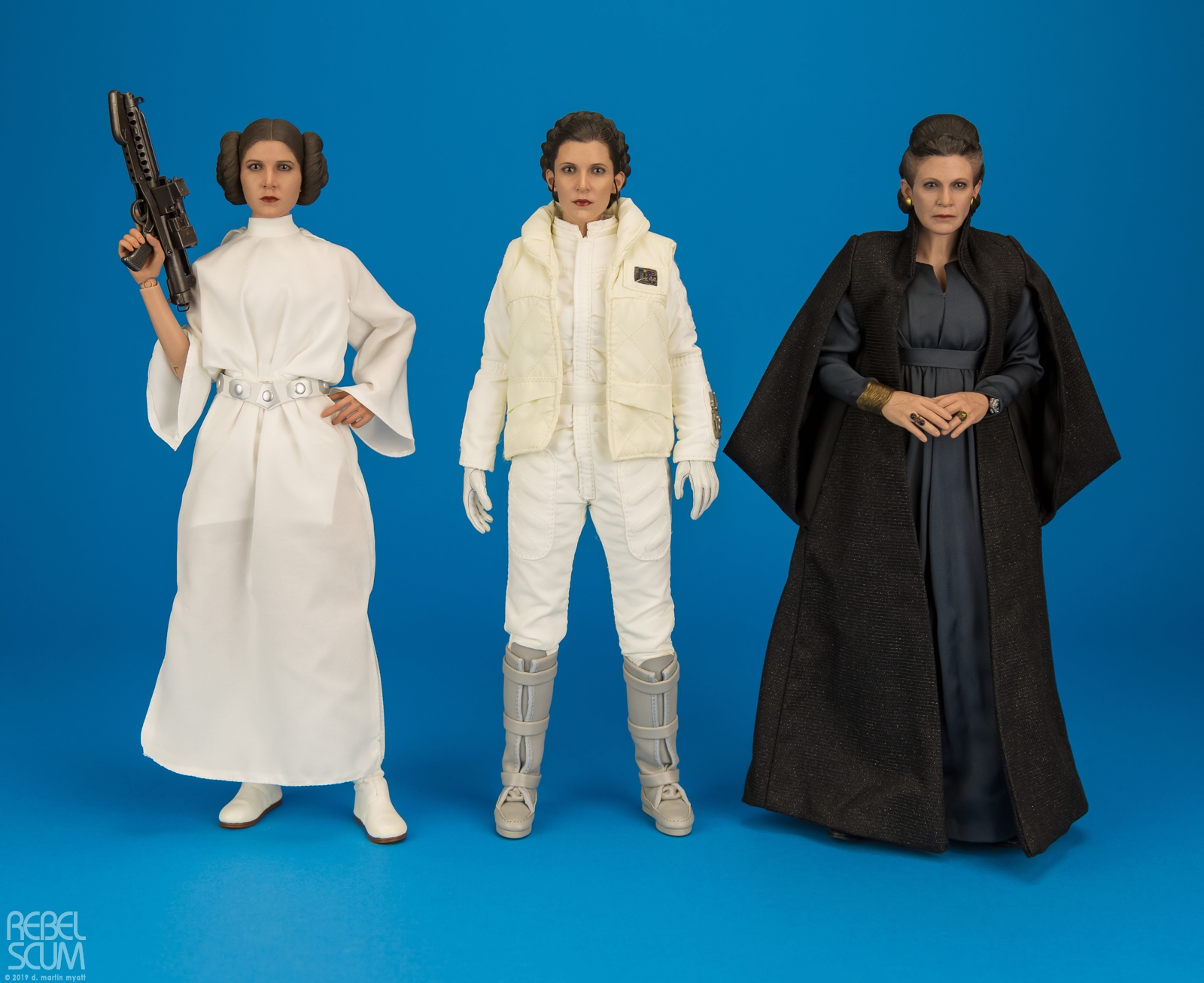 MMS459-Leia-Organa-The-Last-Jedi-Star-Wars-Hot-Toys-021.jpg