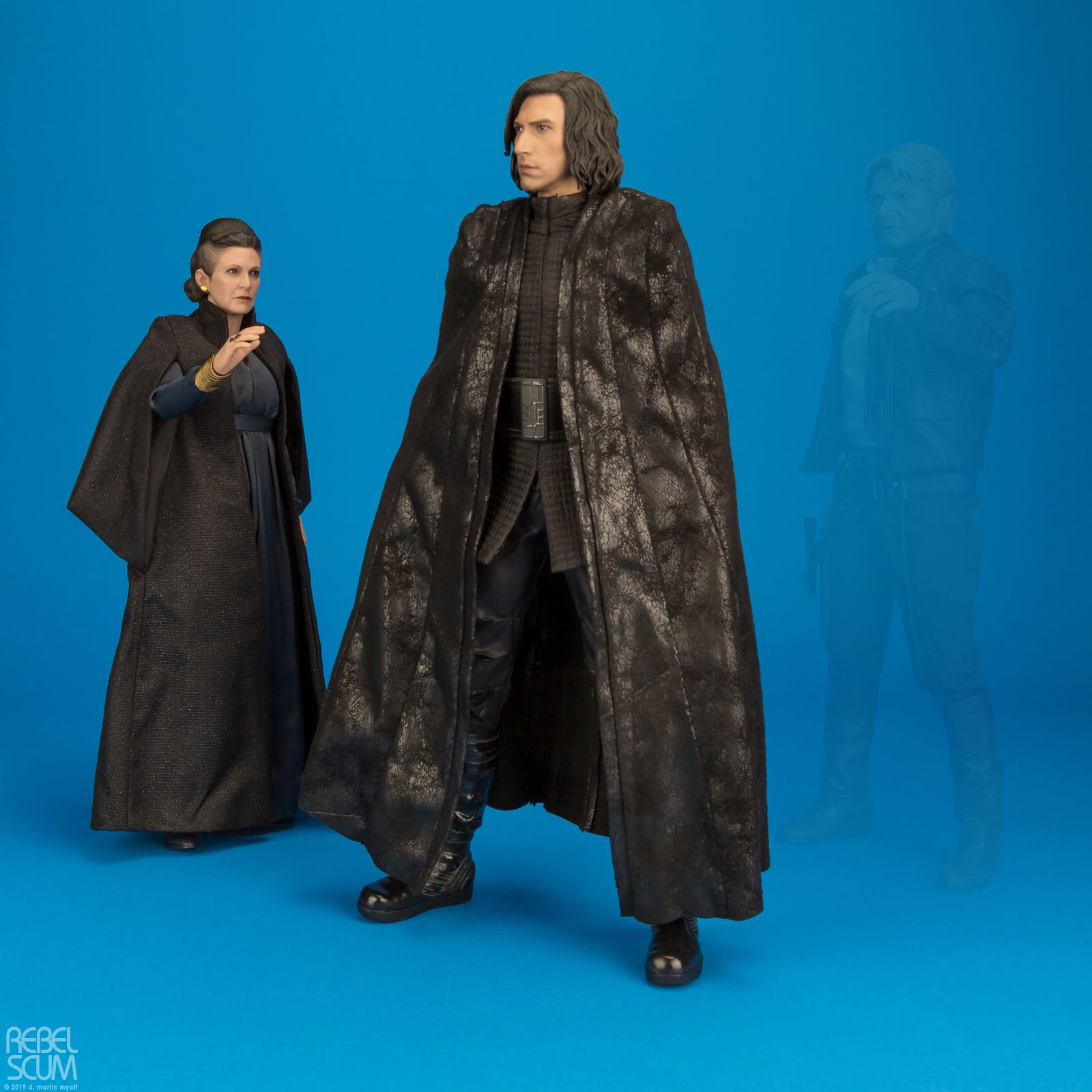 MMS459-Leia-Organa-The-Last-Jedi-Star-Wars-Hot-Toys-022.jpg