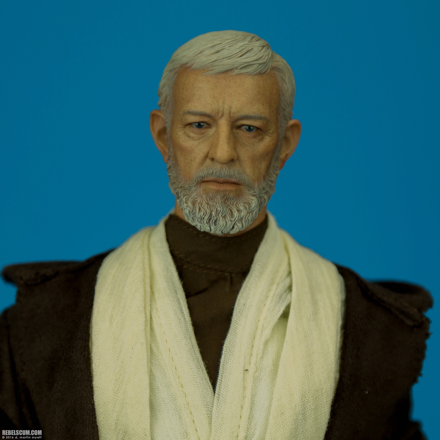 Obi-Wan-Kenobi-MMS283-Star-Wars-Hot-Toys-013.jpg