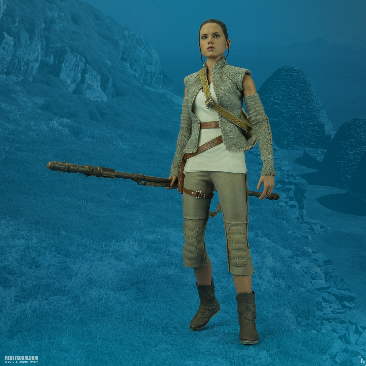 Rey-Resistance-Outfit-MMS377-Force-Awakens-Hot-Toys-020.jpg