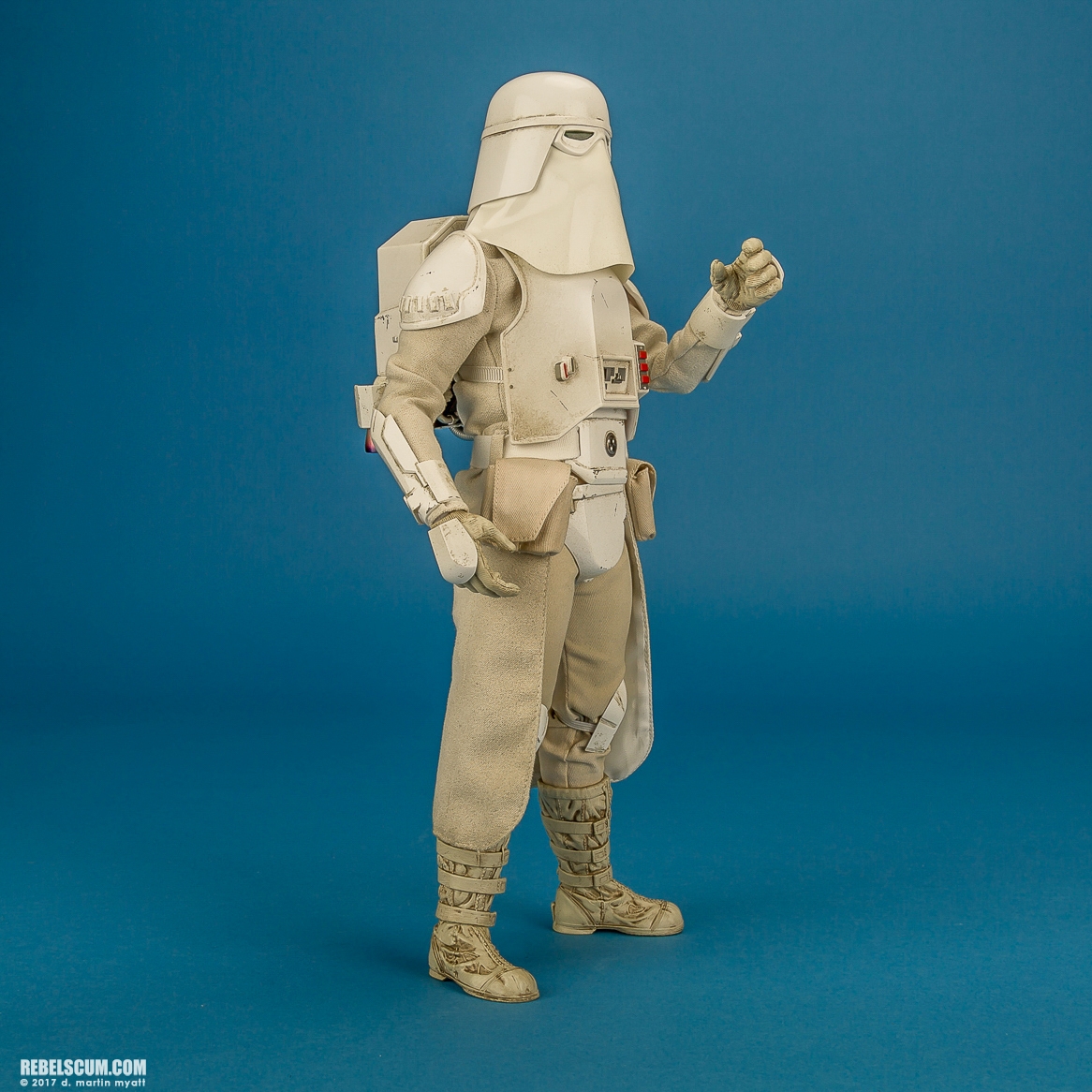VGM25-Snowtroopers-Two-Pack-Hot-Toys-006.jpg