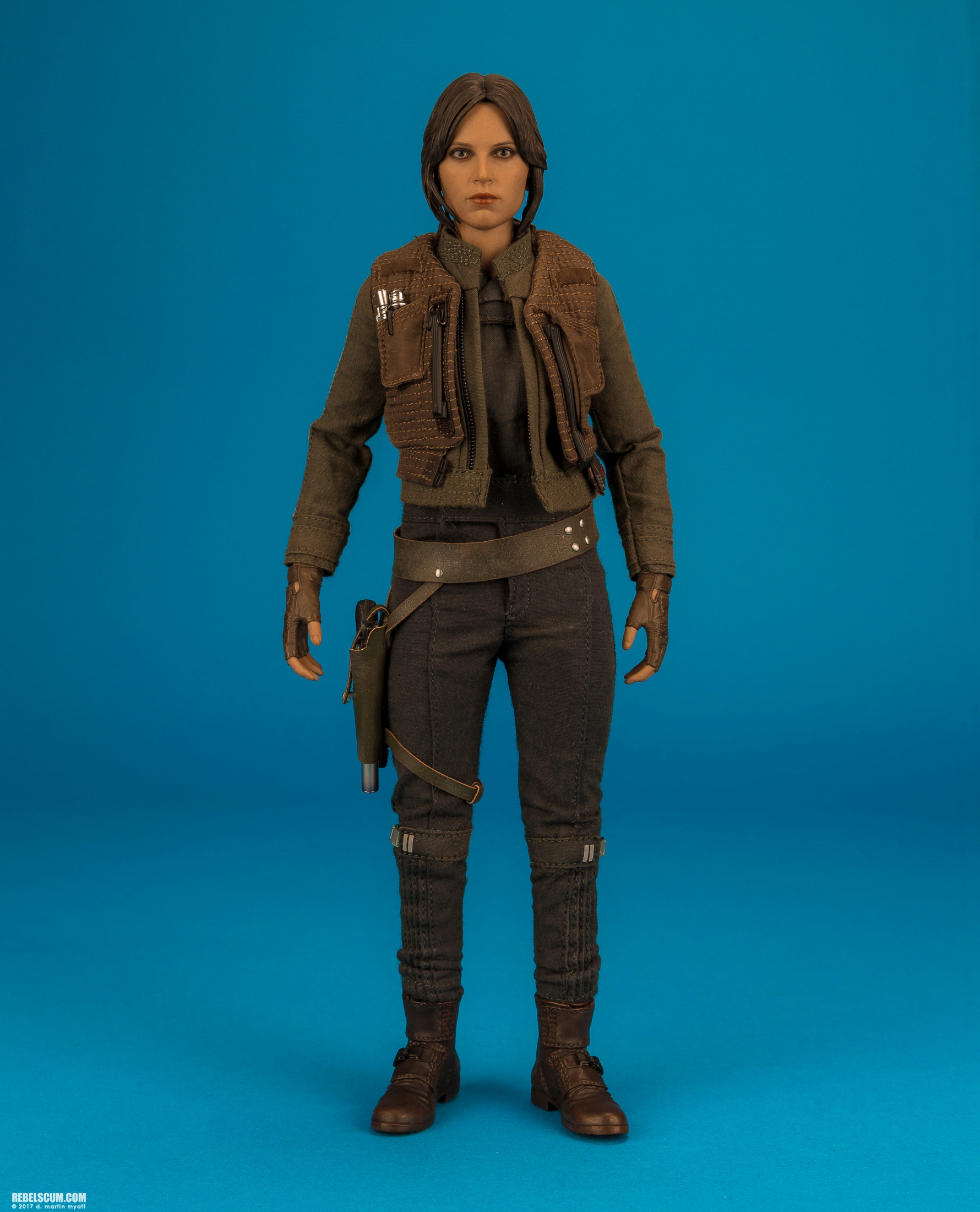 MMS405-Jyn-Erso-Deluxe-Star-Wars-Rogue-One-Hot-Toys-005.jpg