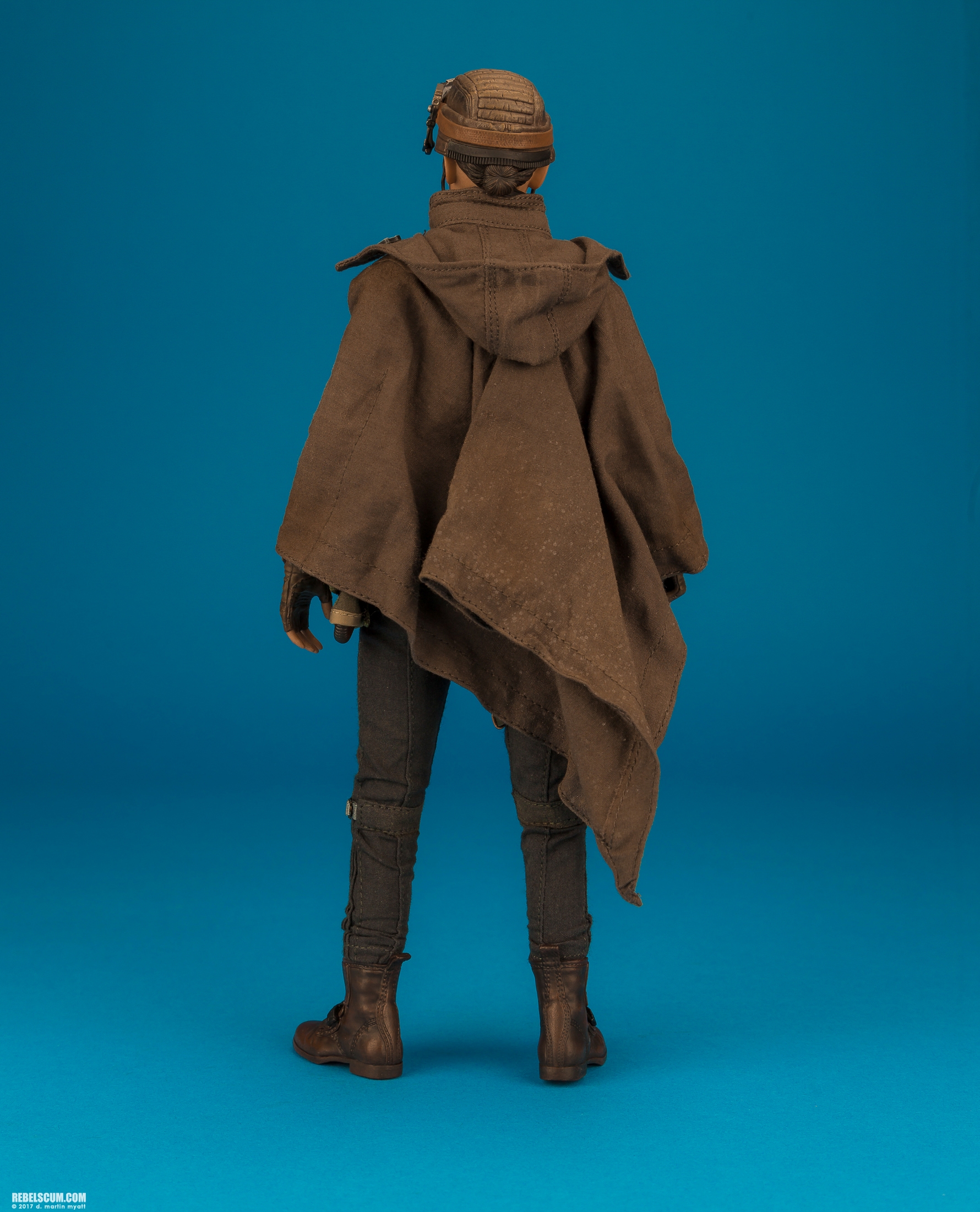 MMS405-Jyn-Erso-Deluxe-Star-Wars-Rogue-One-Hot-Toys-024.jpg