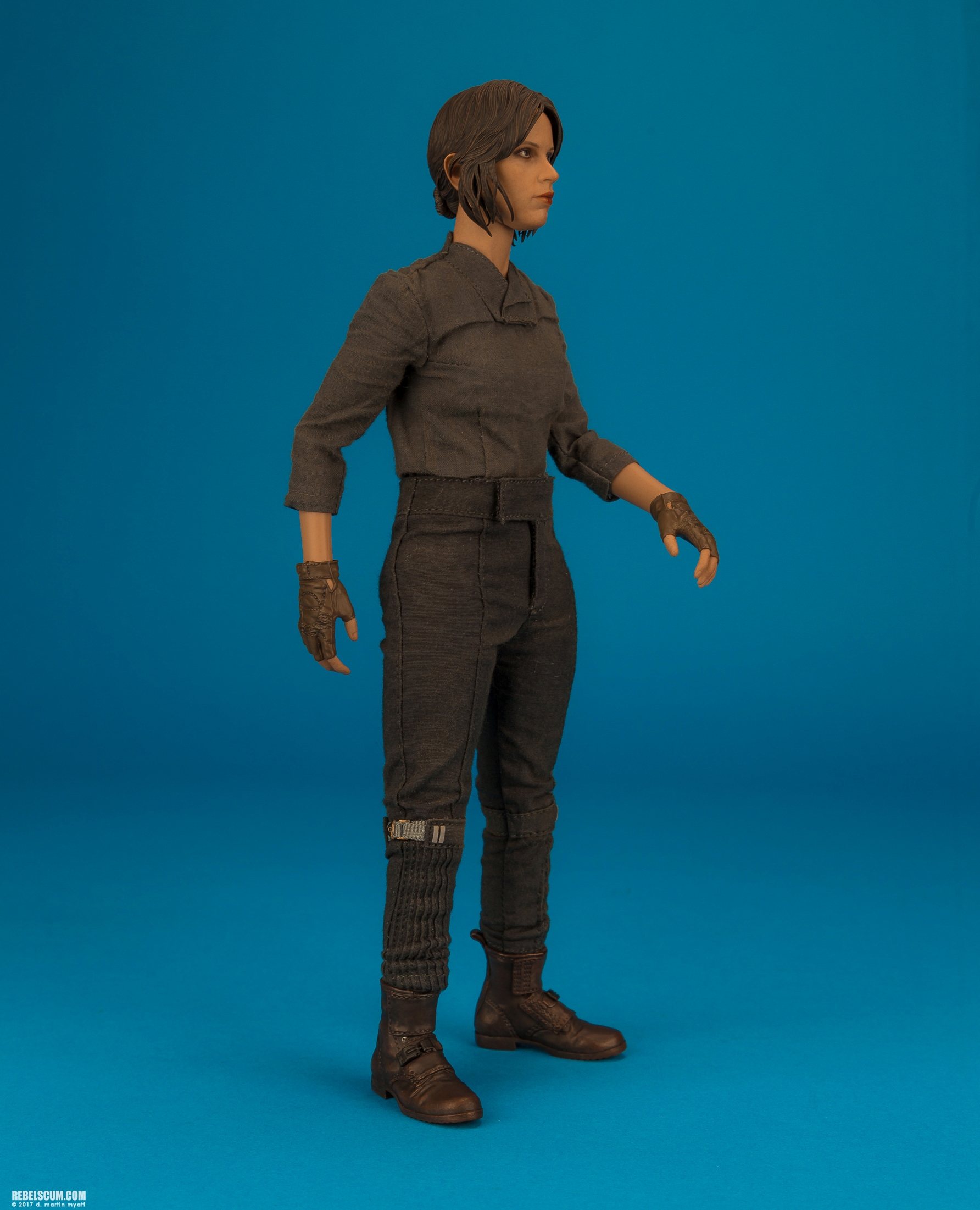 MMS405-Jyn-Erso-Deluxe-Star-Wars-Rogue-One-Hot-Toys-030.jpg