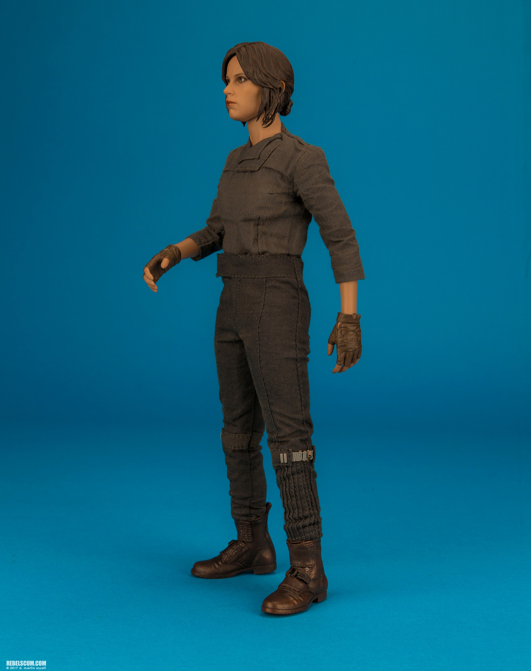 MMS405-Jyn-Erso-Deluxe-Star-Wars-Rogue-One-Hot-Toys-031.jpg