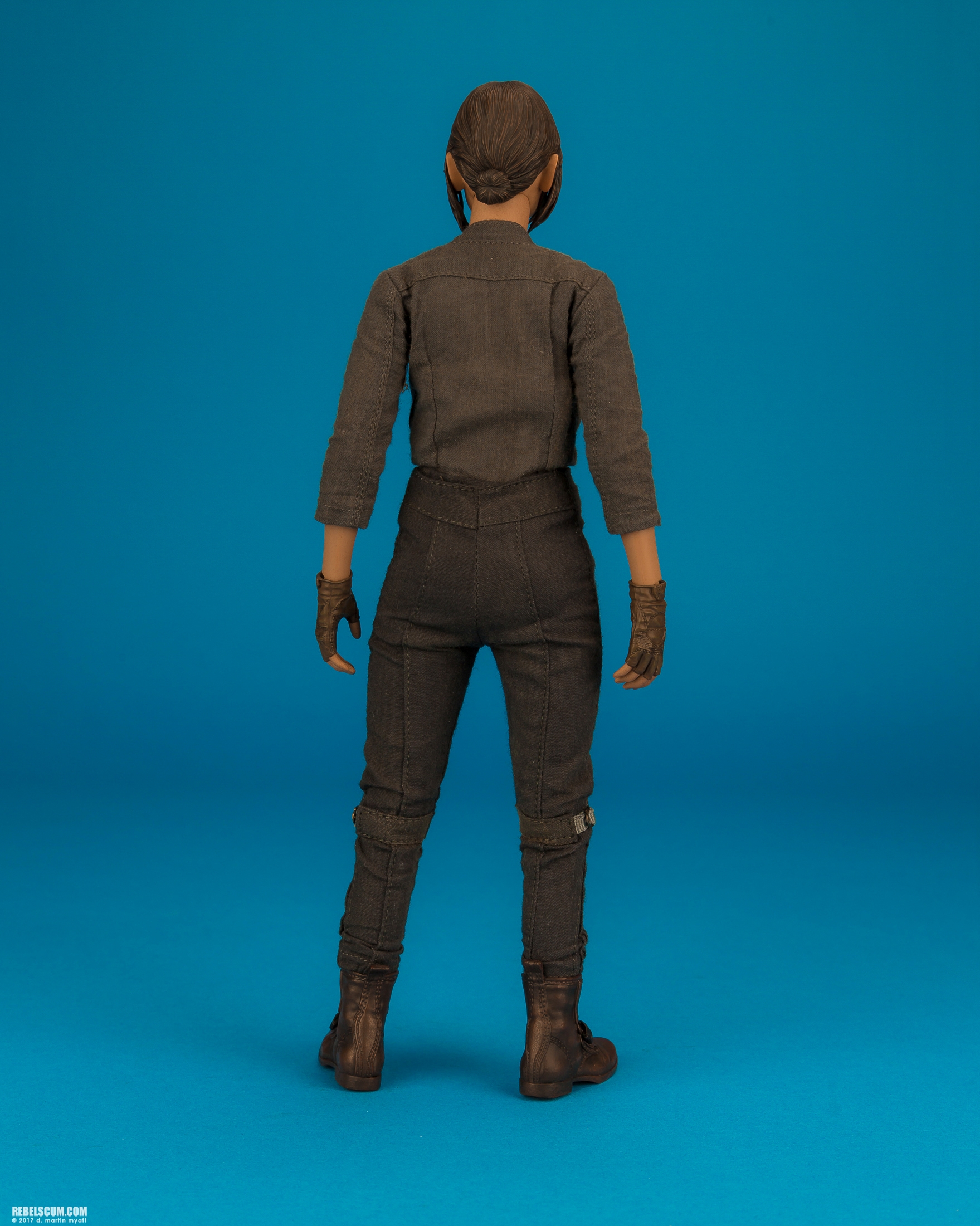 MMS405-Jyn-Erso-Deluxe-Star-Wars-Rogue-One-Hot-Toys-032.jpg