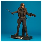 MMS405-Jyn-Erso-Deluxe-Star-Wars-Rogue-One-Hot-Toys-045.jpg