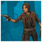 MMS405-Jyn-Erso-Deluxe-Star-Wars-Rogue-One-Hot-Toys-051.jpg