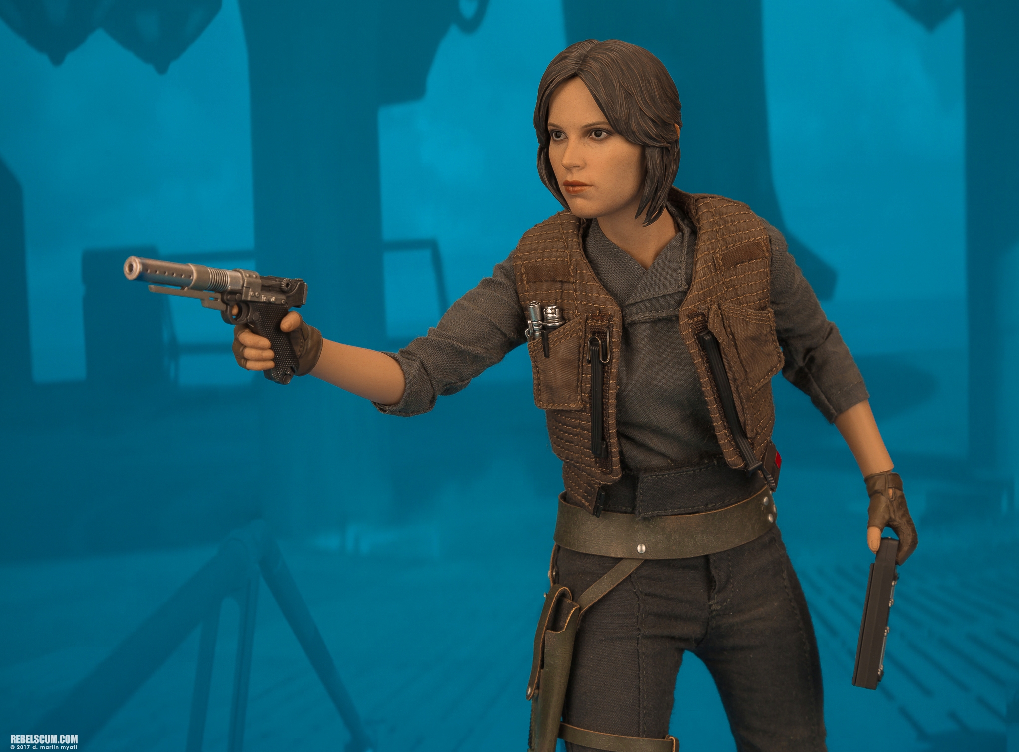 MMS405-Jyn-Erso-Deluxe-Star-Wars-Rogue-One-Hot-Toys-051.jpg