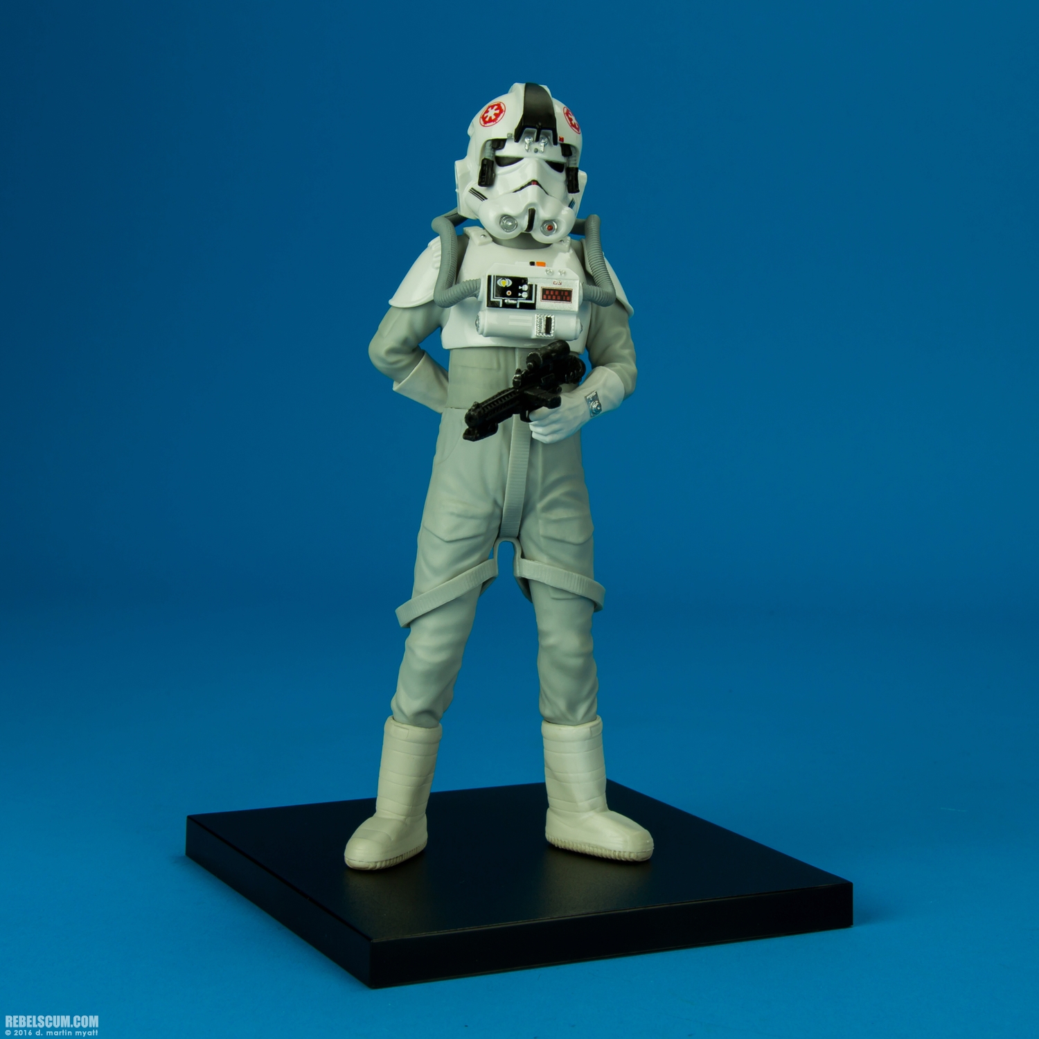 AT-AT-Driver-ARTFX-plus-Kotobukiya-016.jpg