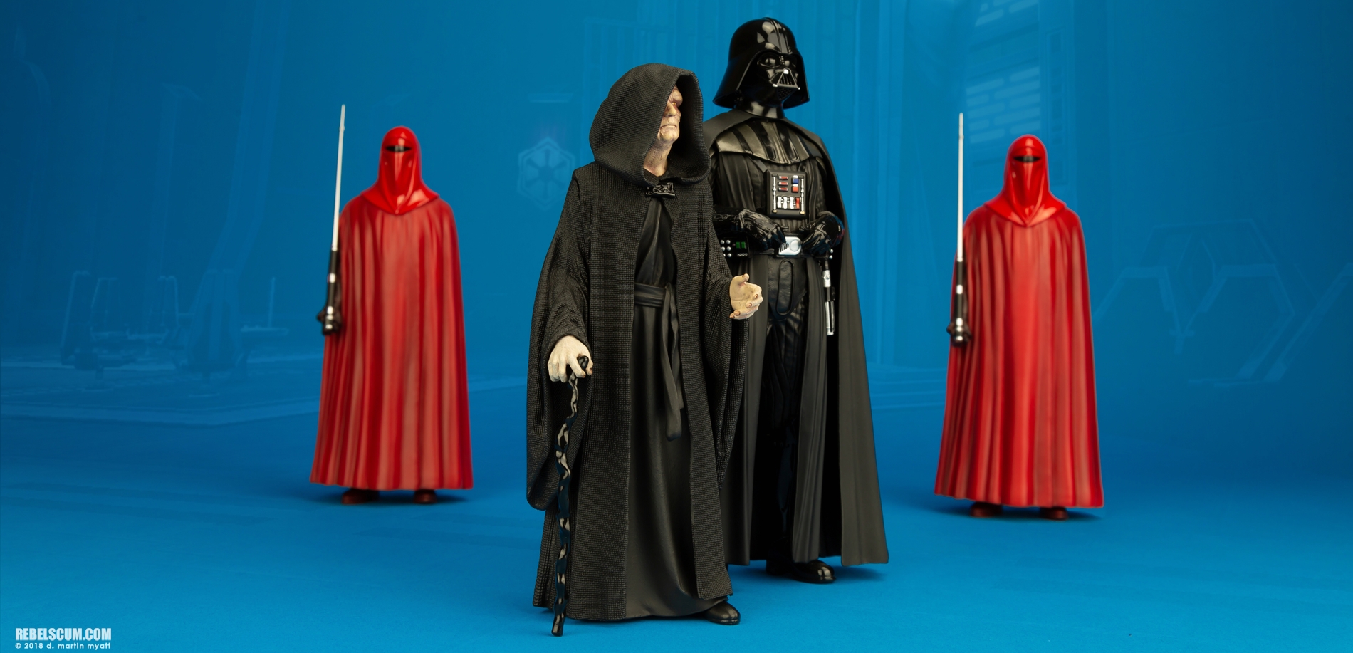 Emperor-Palpatine-Royal-Guard-Three-Pack-ARTFX-plus-014.jpg