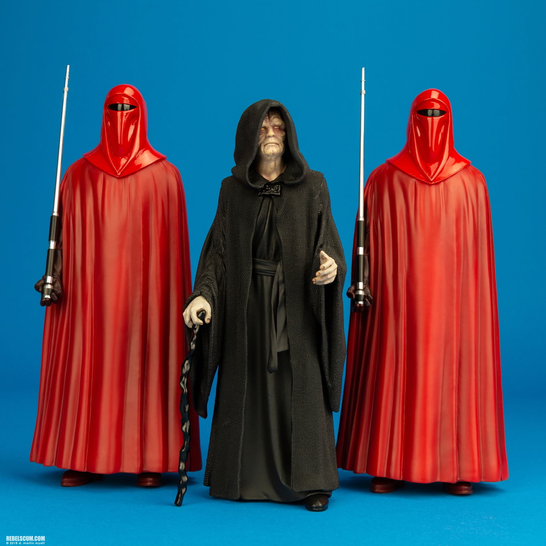 Emperor-Palpatine-Royal-Guard-Three-Pack-ARTFX-plus-015.jpg