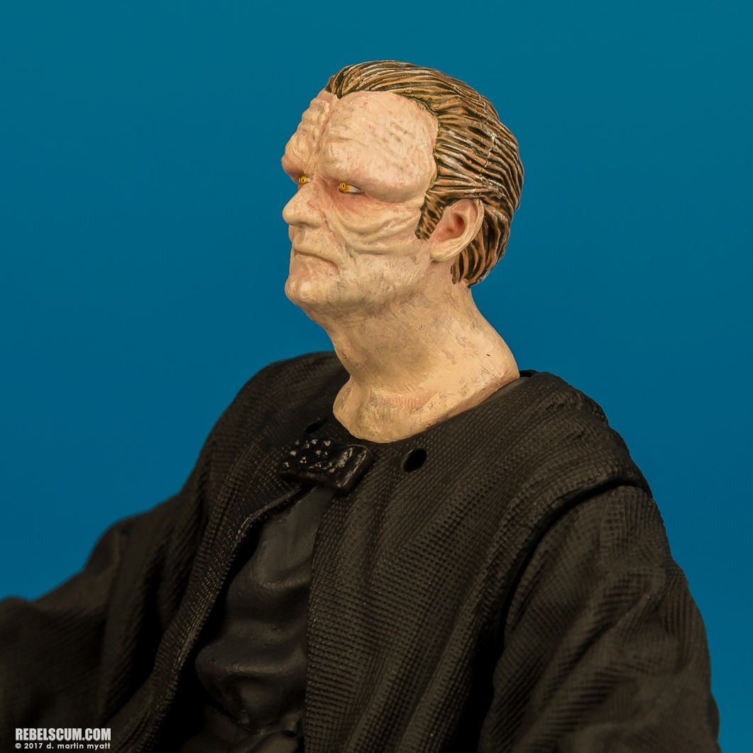 Emperor-Palpatine-Star-Wars-ARTFX-Plus-Kotobukiya-007.jpg