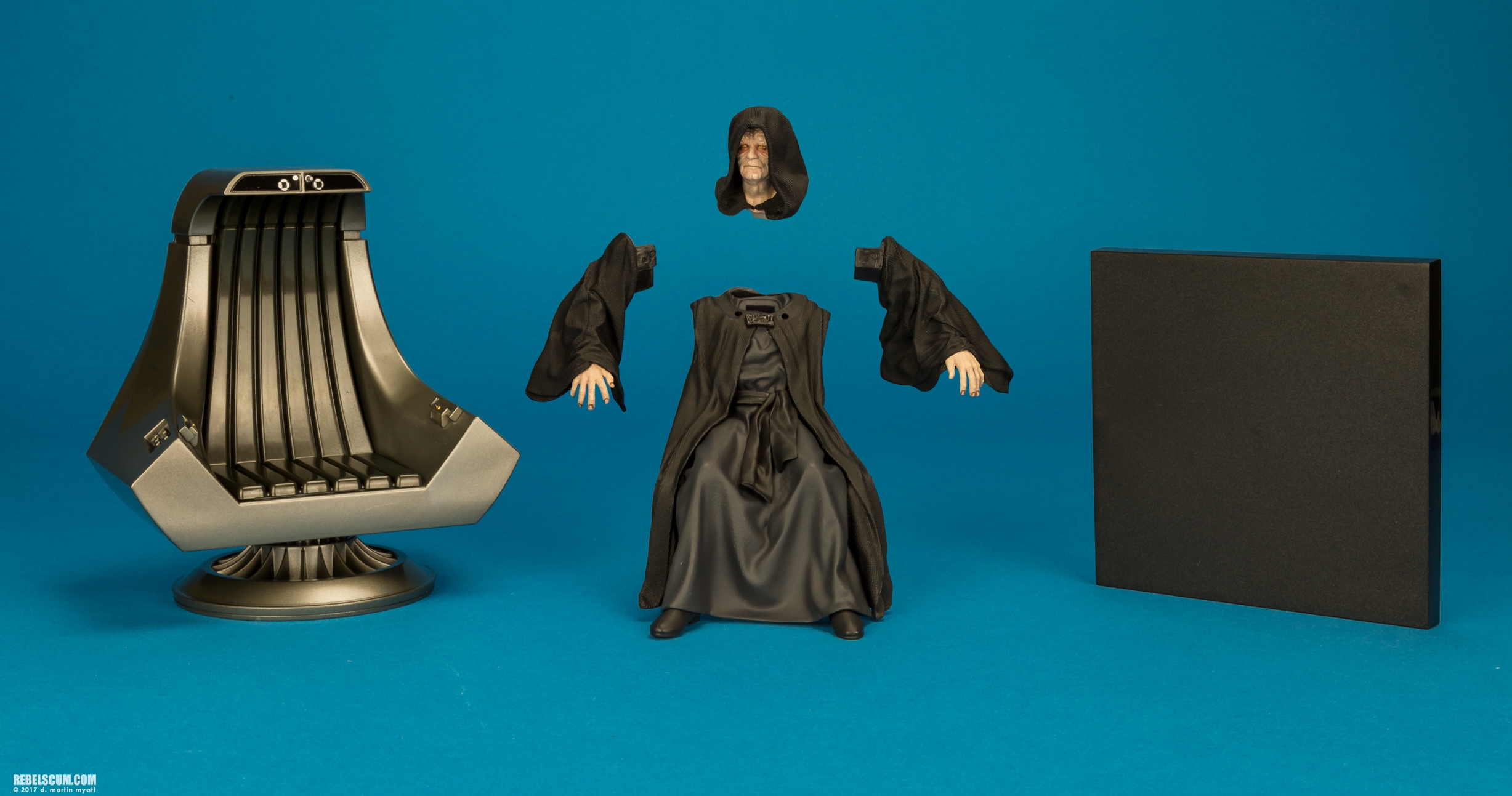 Emperor-Palpatine-Star-Wars-ARTFX-Plus-Kotobukiya-009.jpg