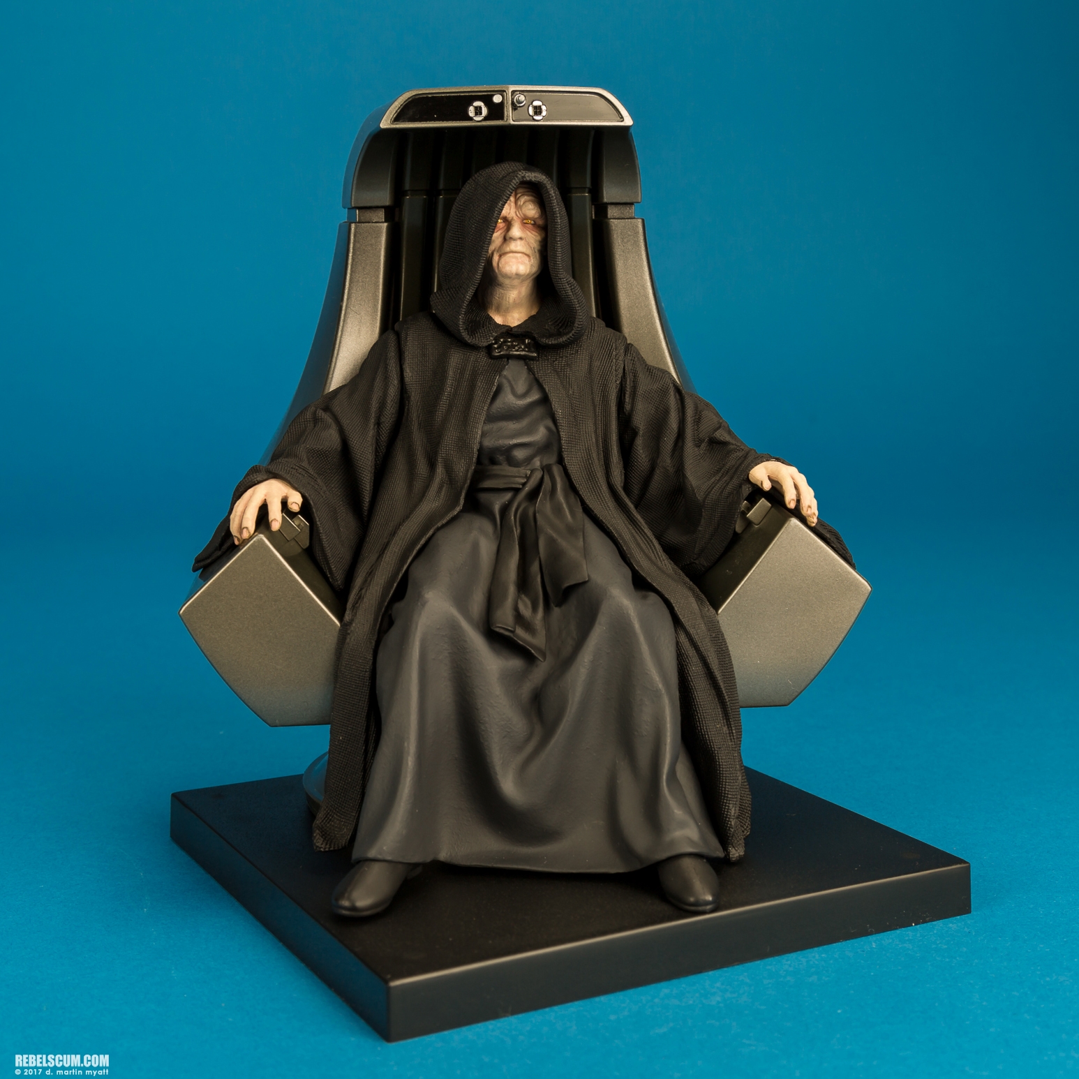 Emperor-Palpatine-Star-Wars-ARTFX-Plus-Kotobukiya-010.jpg