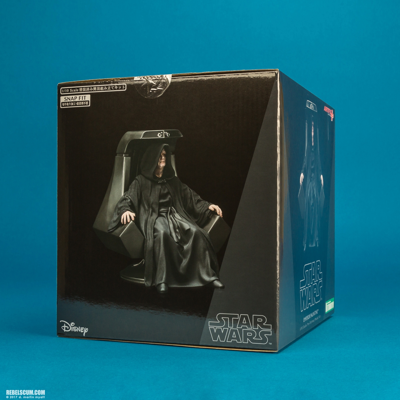 Emperor-Palpatine-Star-Wars-ARTFX-Plus-Kotobukiya-015.jpg