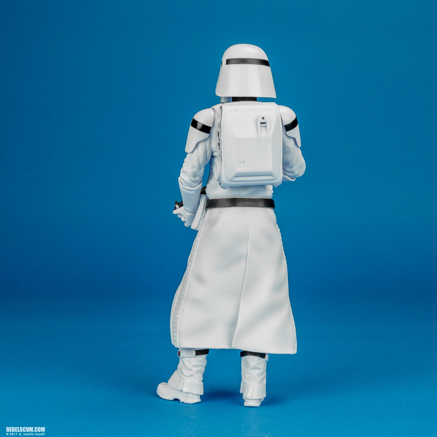 First-Order-Snowtrooper-Flametrooper-ARTFX-plus-004.jpg