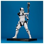 First-Order-Stormtrooper-Executioner-ARTFX-plus-Kotobukiya-010.jpg