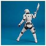 First-Order-Stormtrooper-FN-2199-ARTFX-plus-Kotobukiya-008.jpg