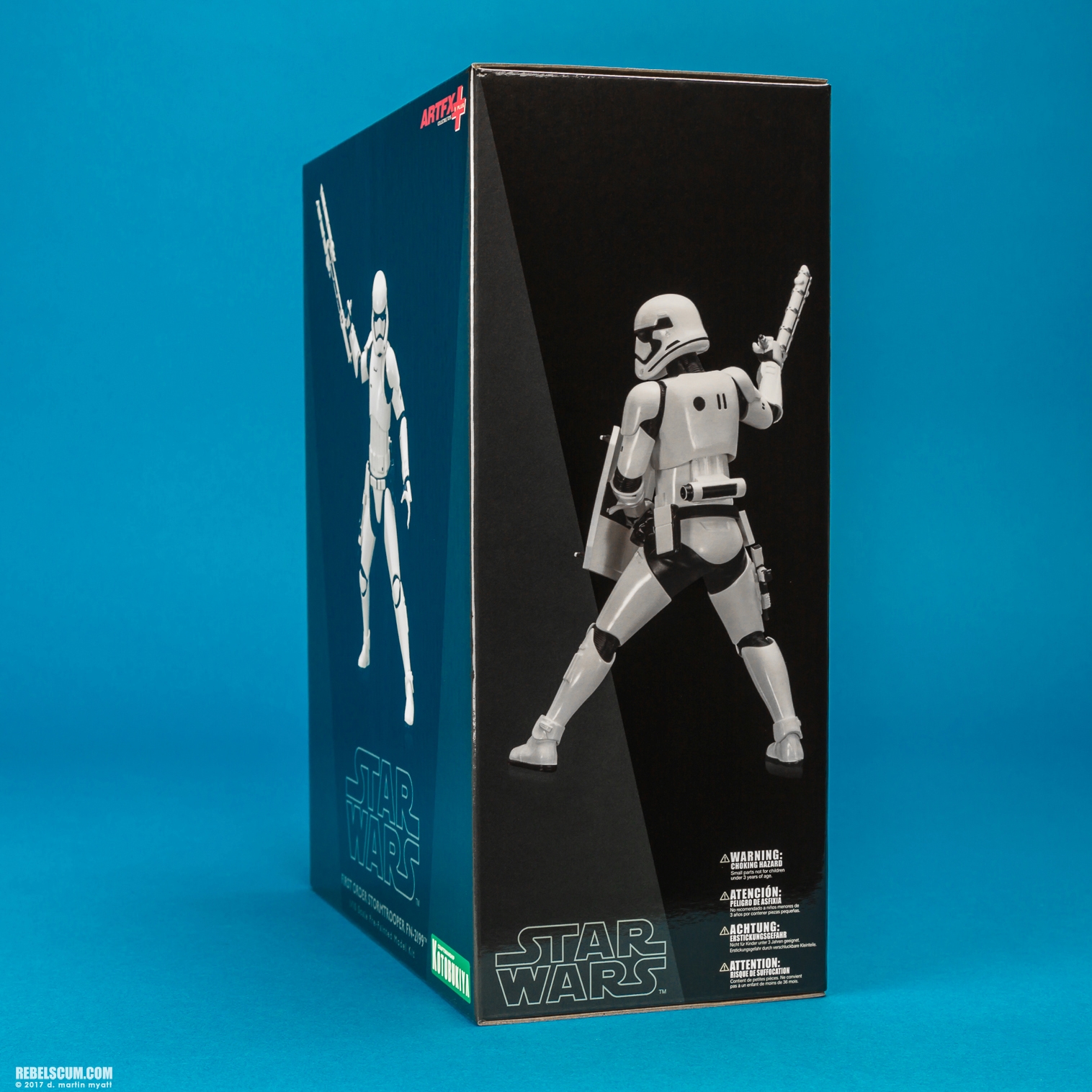 First-Order-Stormtrooper-FN-2199-ARTFX-plus-Kotobukiya-016.jpg