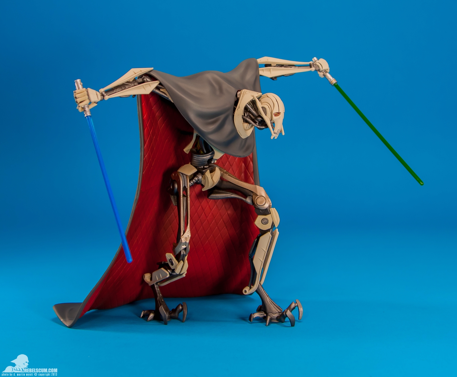 General-Grievous-ARTFX-Plus-Statue-Kotobukiya-002.jpg