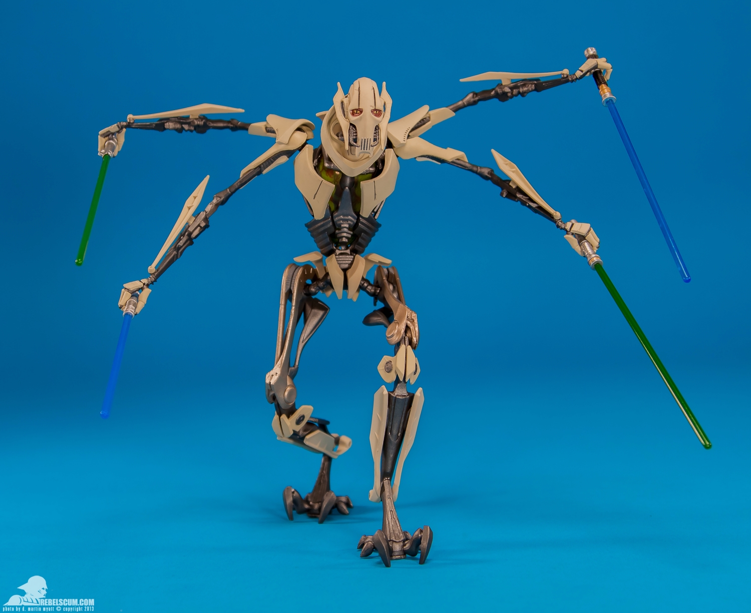 General-Grievous-ARTFX-Plus-Statue-Kotobukiya-005.jpg