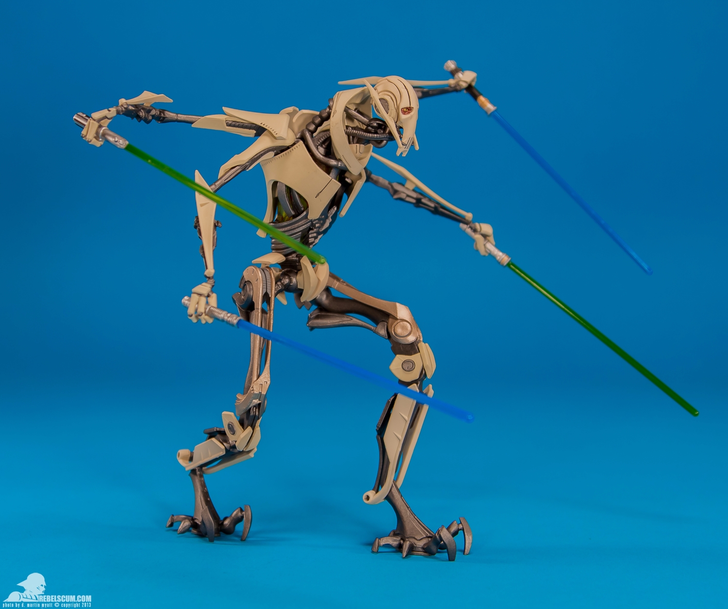 General-Grievous-ARTFX-Plus-Statue-Kotobukiya-006.jpg