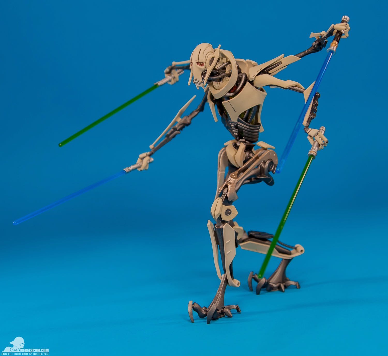 General-Grievous-ARTFX-Plus-Statue-Kotobukiya-007.jpg