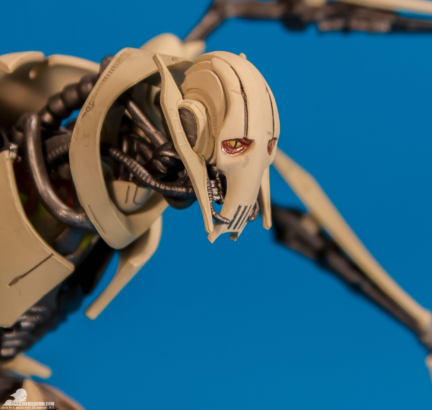 General-Grievous-ARTFX-Plus-Statue-Kotobukiya-010.jpg