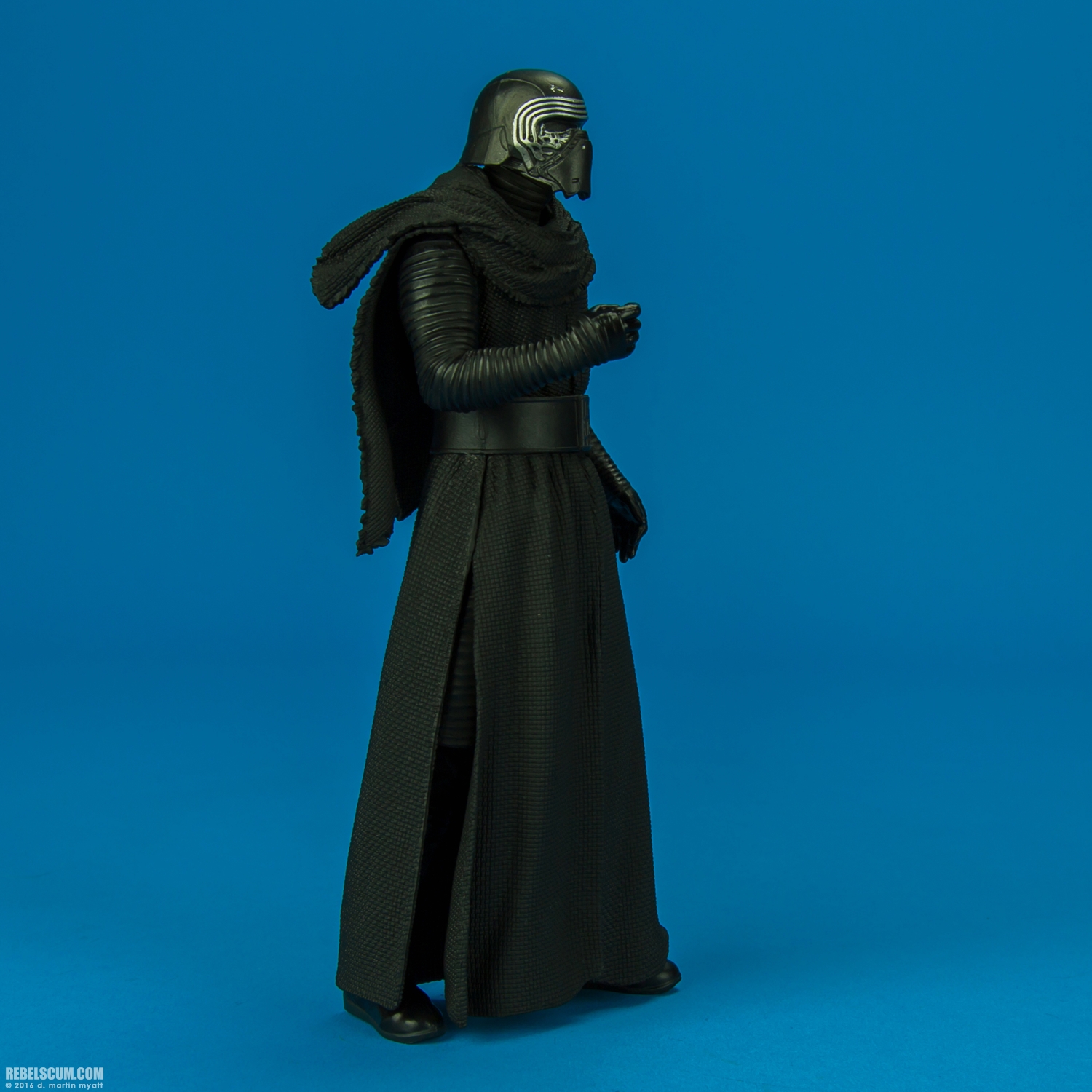 Kylo-Ren-ARTFX-plus-Kotobukiya-002.jpg