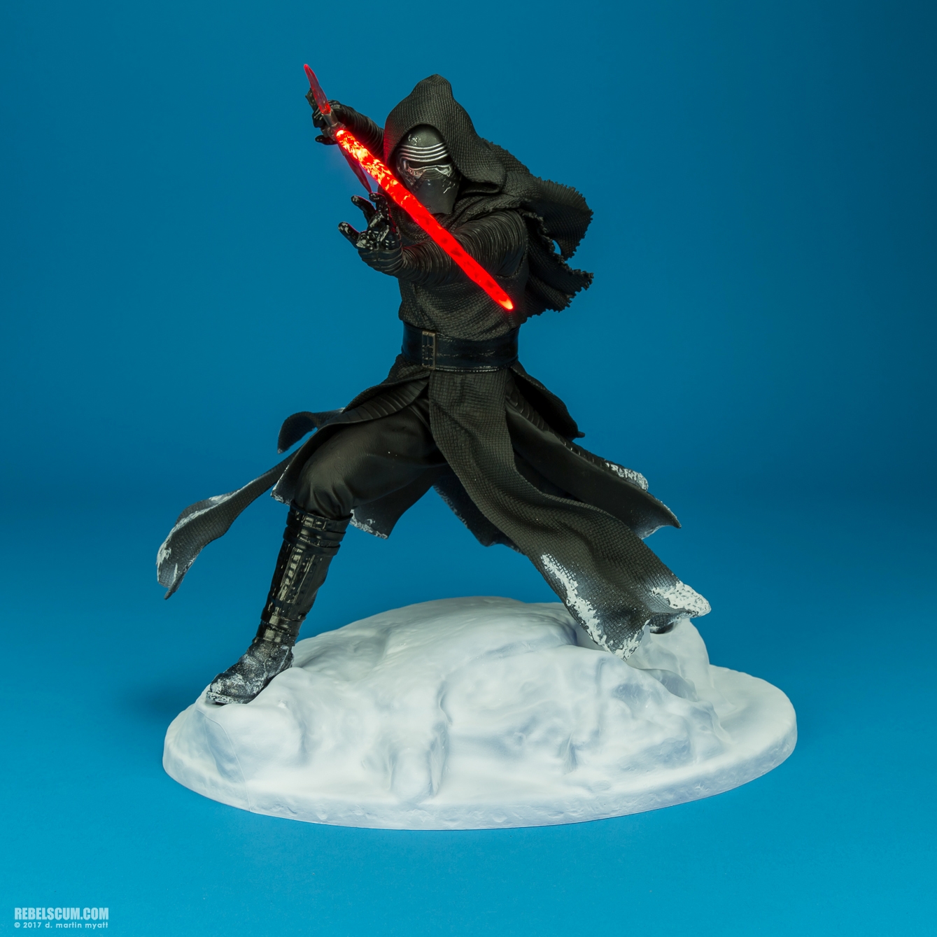 Kylo-Ren-The-Force-Awakens-ARTFX-Statue-Kotobukiya-001.jpg