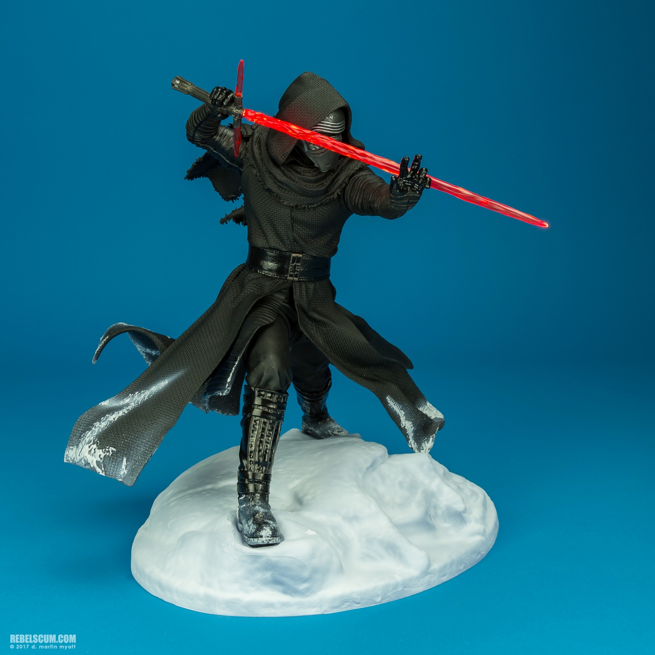 Kylo-Ren-The-Force-Awakens-ARTFX-Statue-Kotobukiya-002.jpg