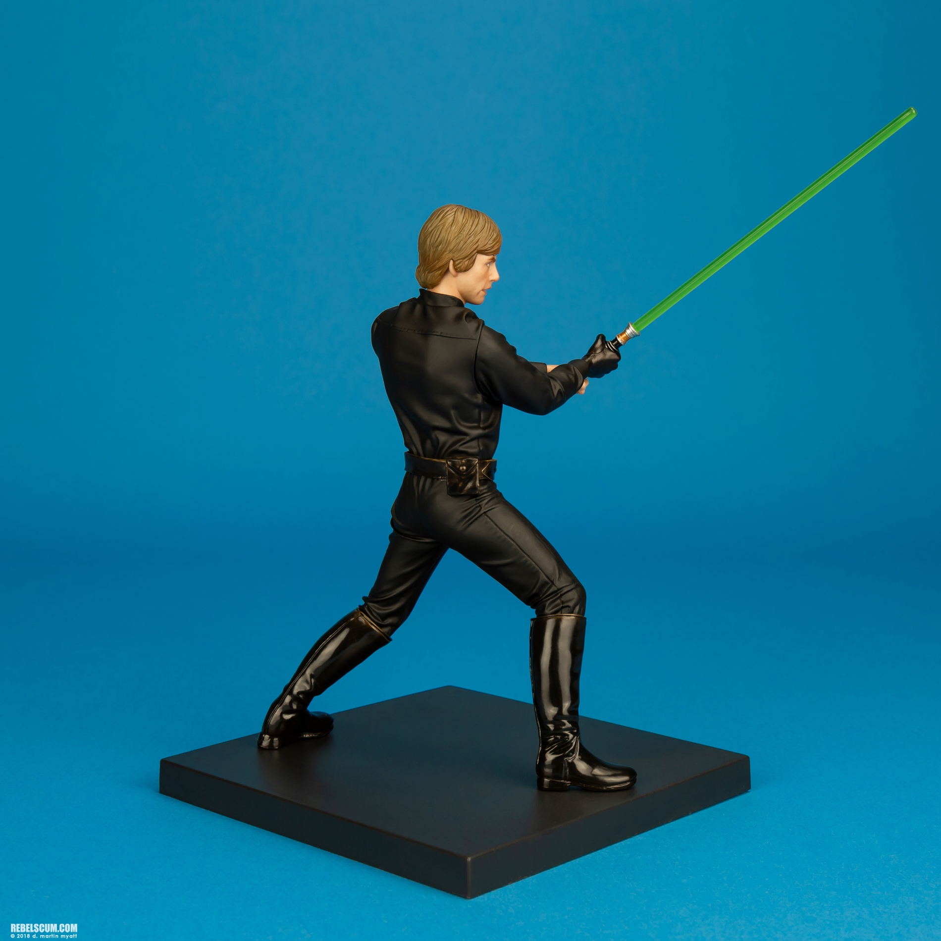 Luke-Skywalker-Return-Of-The-Jedi-ARTFX-plus-Kotobukiya-002.jpg