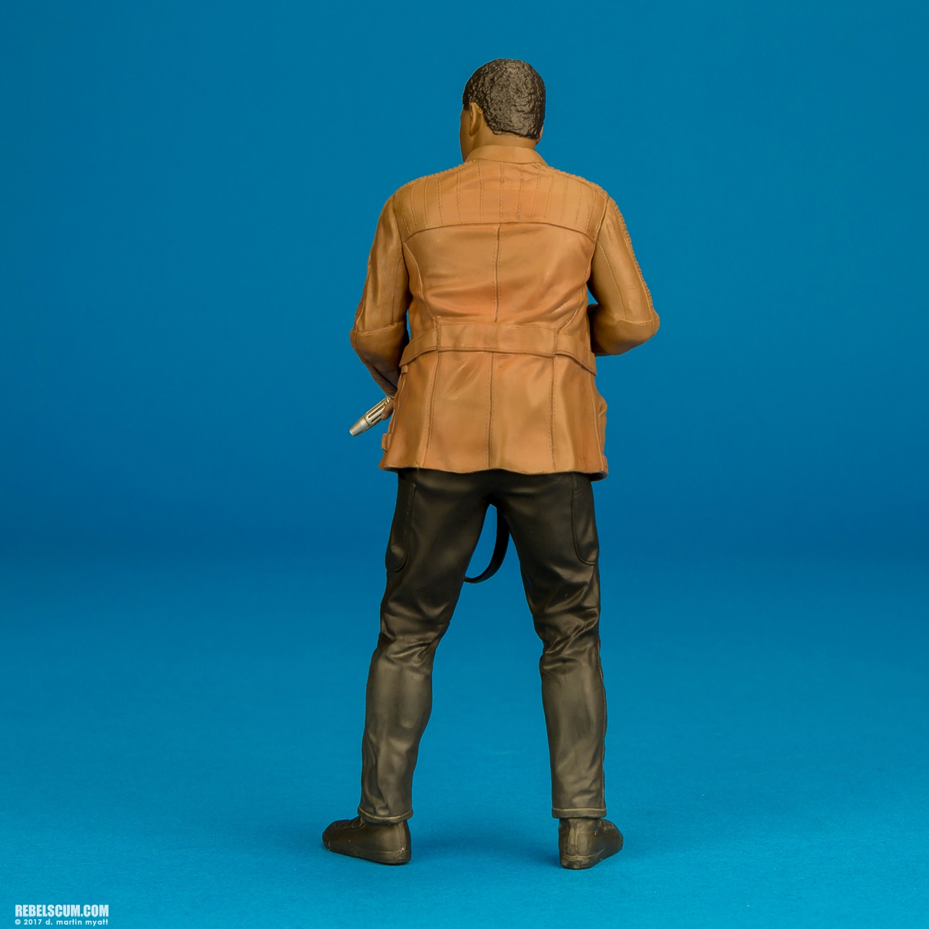 Rey-Finn-The-Force-Awakens-ARTFX-plus-Kotobukiya-004.jpg