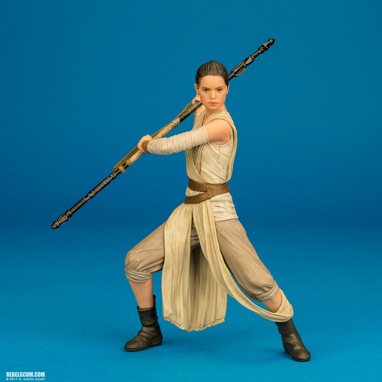 Rey-Finn-The-Force-Awakens-ARTFX-plus-Kotobukiya-009.jpg