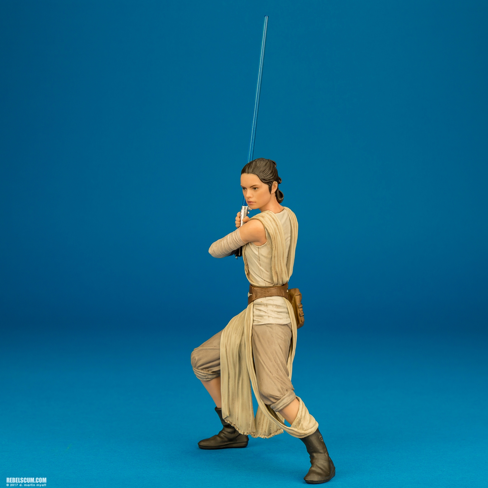 Rey-Finn-The-Force-Awakens-ARTFX-plus-Kotobukiya-015.jpg