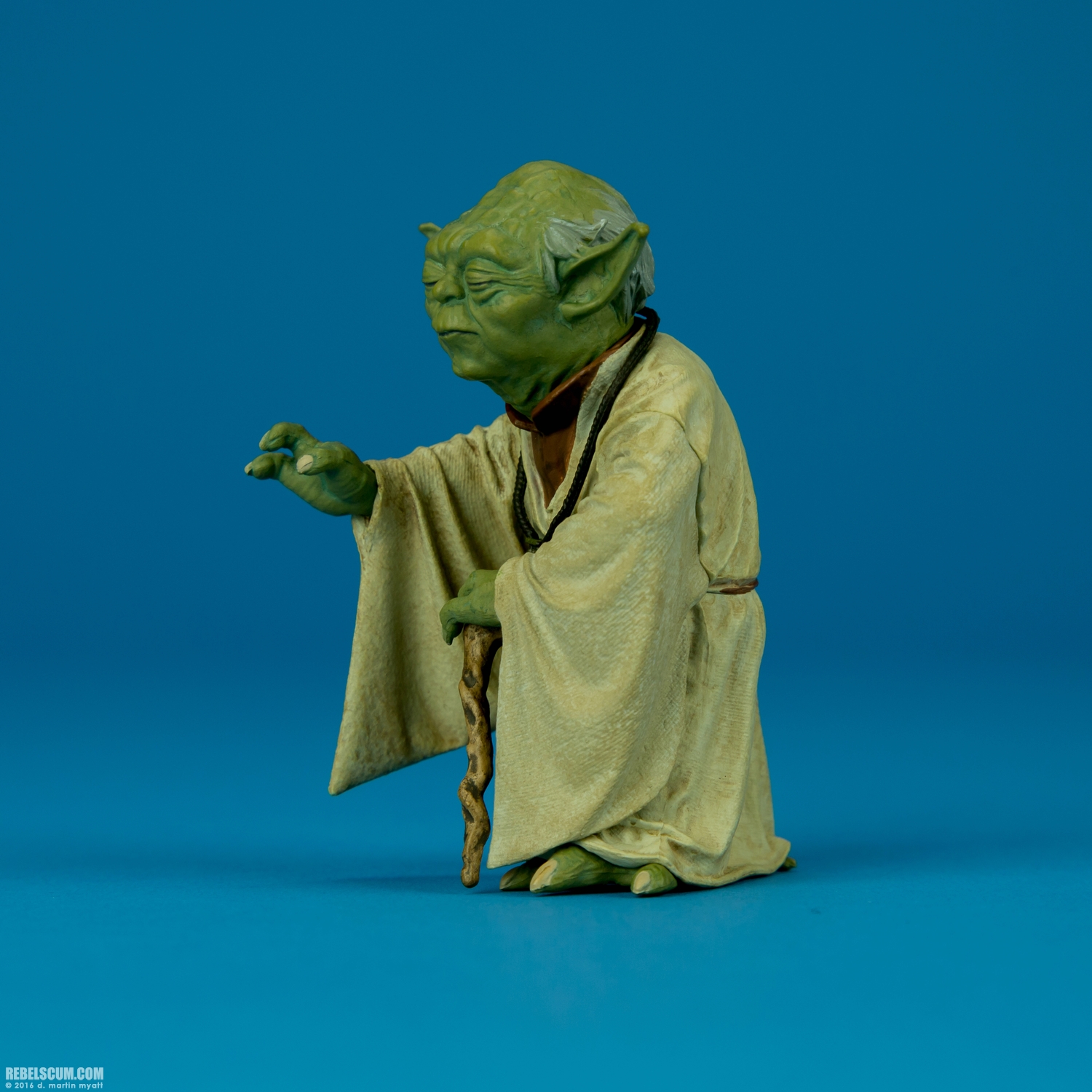 Yoda-R2-D2-ARTFX-plus-Kotobukiya-015.jpg