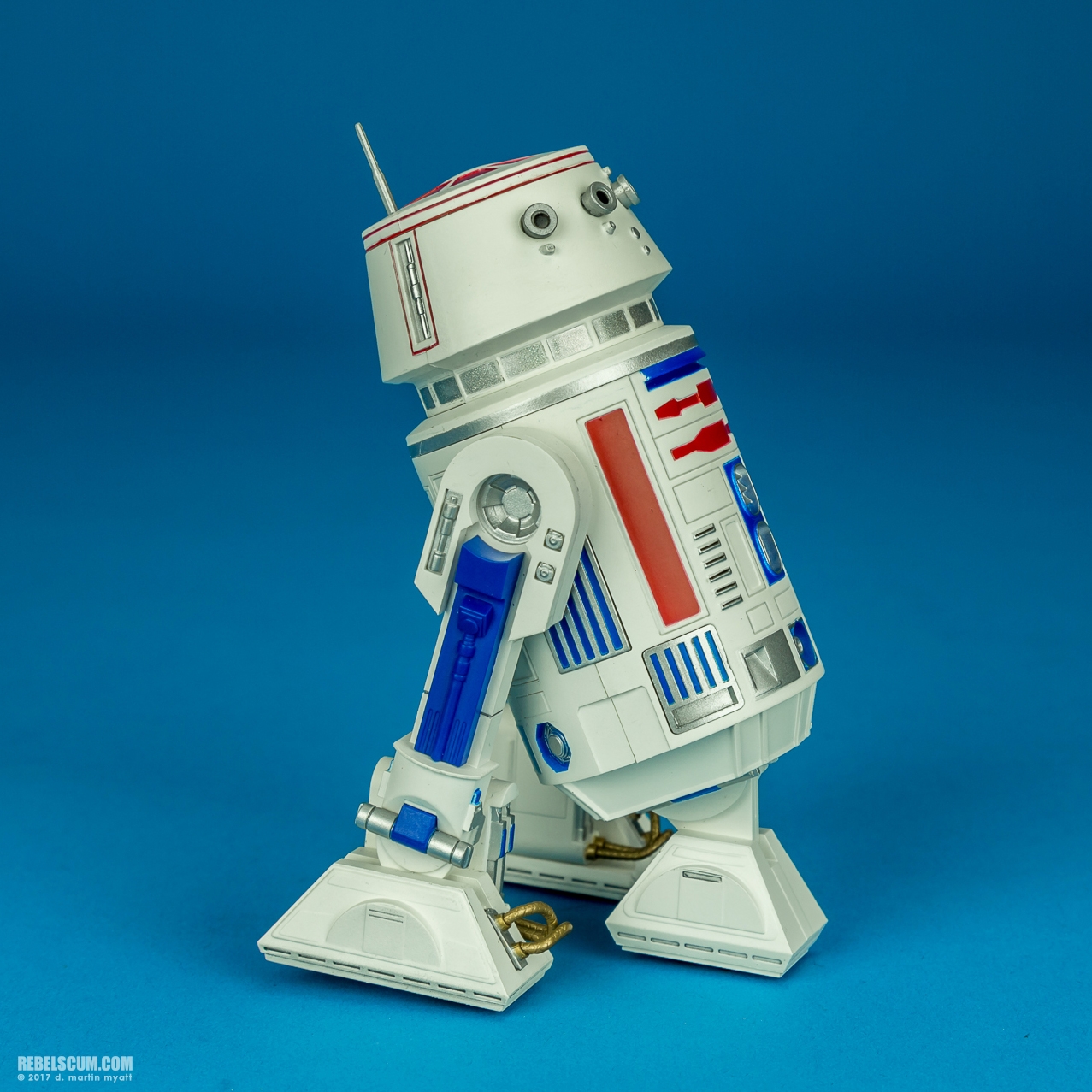 R5-D4-Celebration-Exclusive-ARTFX-plus-Kotobukiya-006.jpg