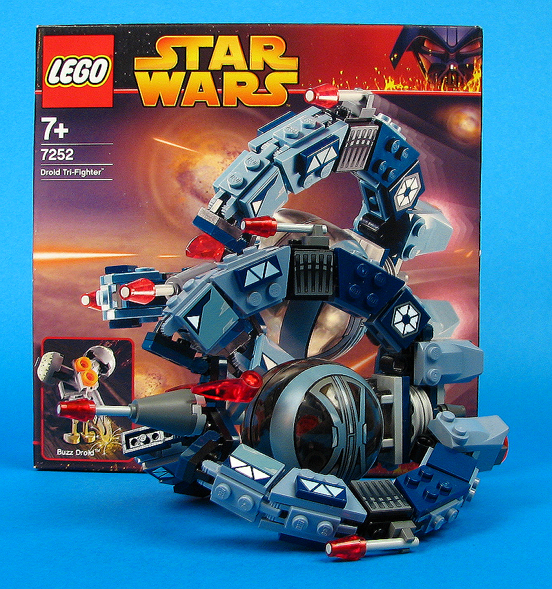 Droid Tri-Fighter (Set 7252) - Group View