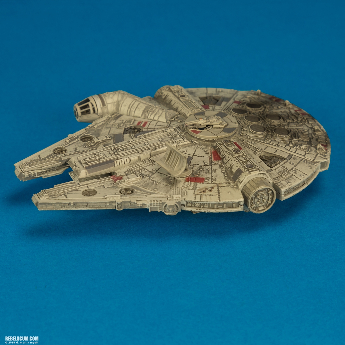 Millennium-Falcon-Hot-Wheels-Elite-Mattel-ROTJ-003.jpg