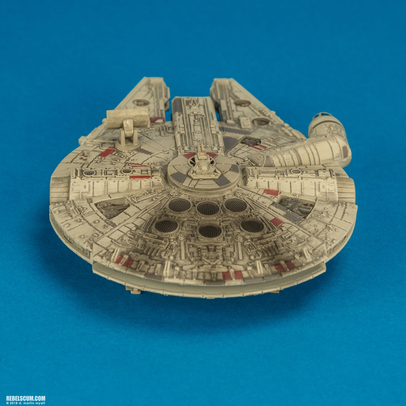 Millennium-Falcon-Hot-Wheels-Elite-Mattel-ROTJ-004.jpg