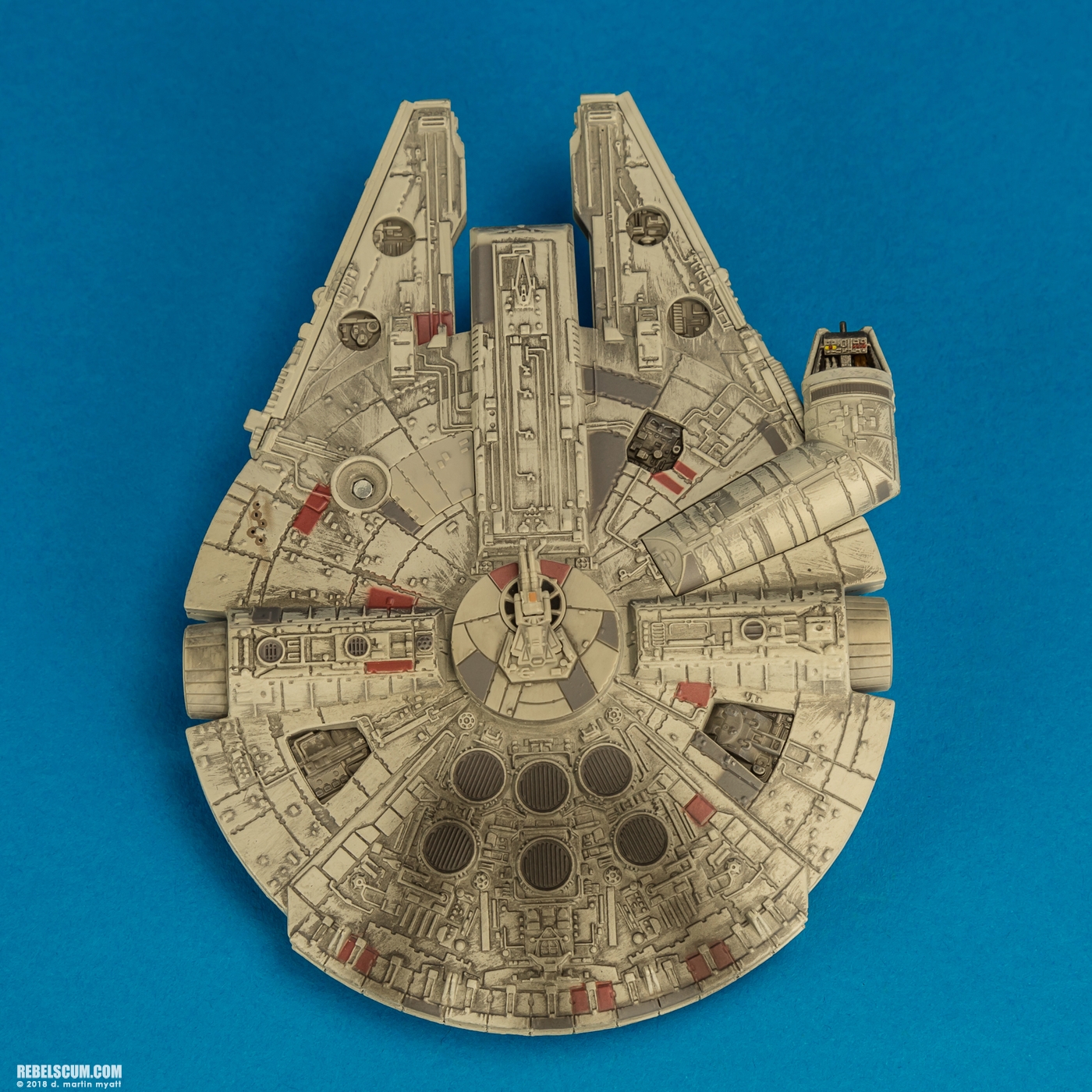 Millennium-Falcon-Hot-Wheels-Elite-Mattel-ROTJ-019.jpg